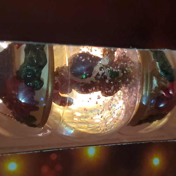 Kirkland Signature Waterglobe Ornament - Picture 2 of 5